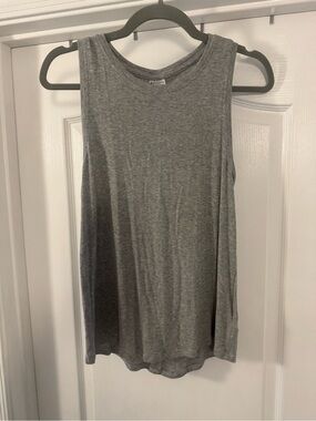Athleta Grey Ribbed Tank Top